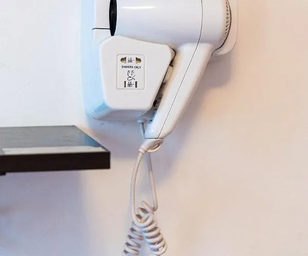 Center Walk And Pensionat Bukarest