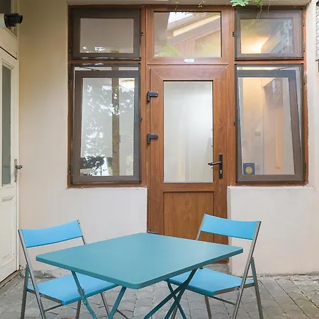 Center Walk And Πανσιόν Βουκουρέστι