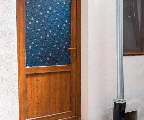 Center Walk And Guest house 3*